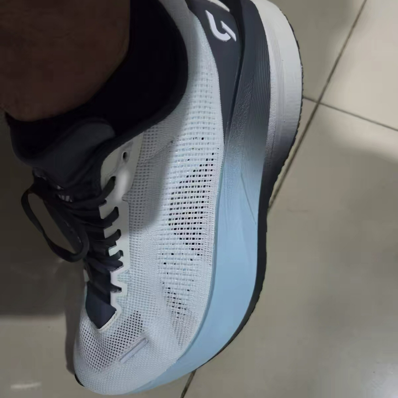 DYNAFISH Xiao Nian hardloopsch - Men Shoes Vs Women recensie en prijs