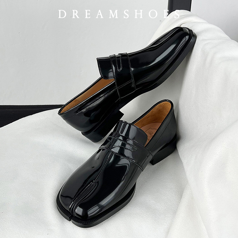Tabi schoenen instappers voor  - Men'S Shoes Hey Dude recensie en prijs