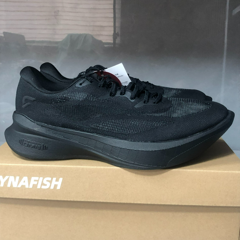 Professionele hardloopschoenen - Men Shoes Vs Women recensie en prijs